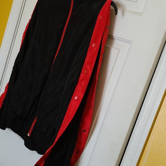 Men's Forever 21 Full Zip Jacket w/snap Sleeves - Picture 5 of 10